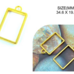 CD179 Rectangle Bazel Golden Pendant Set of 5